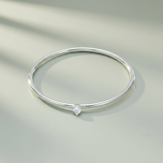 Single stone bangle