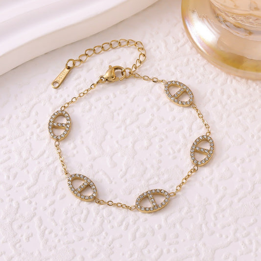 Minimal bracelet